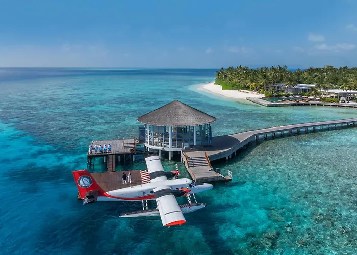 The Halcyon Private Isles Maldives, Autograph Collection